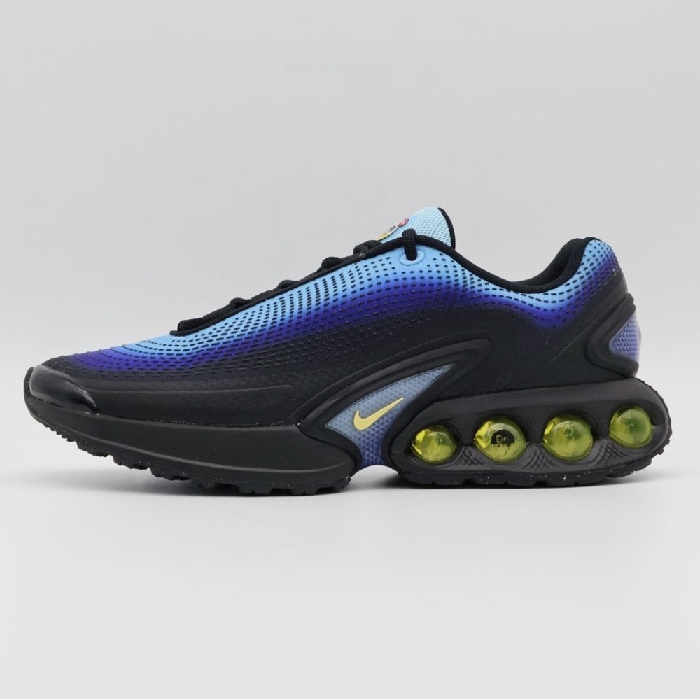 Nike Air Max DN SE Sky Blue Hyper Blue Black Men's size 11.5